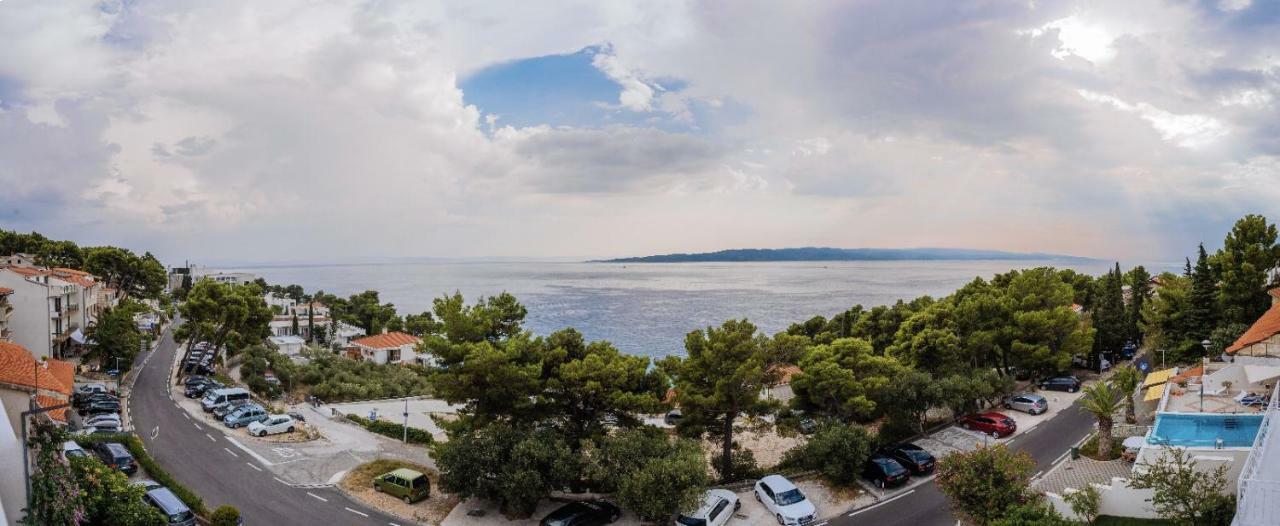 Villa Astra Brela Bagian luar foto