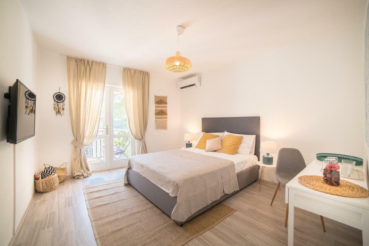 Villa Astra Brela Bagian luar foto