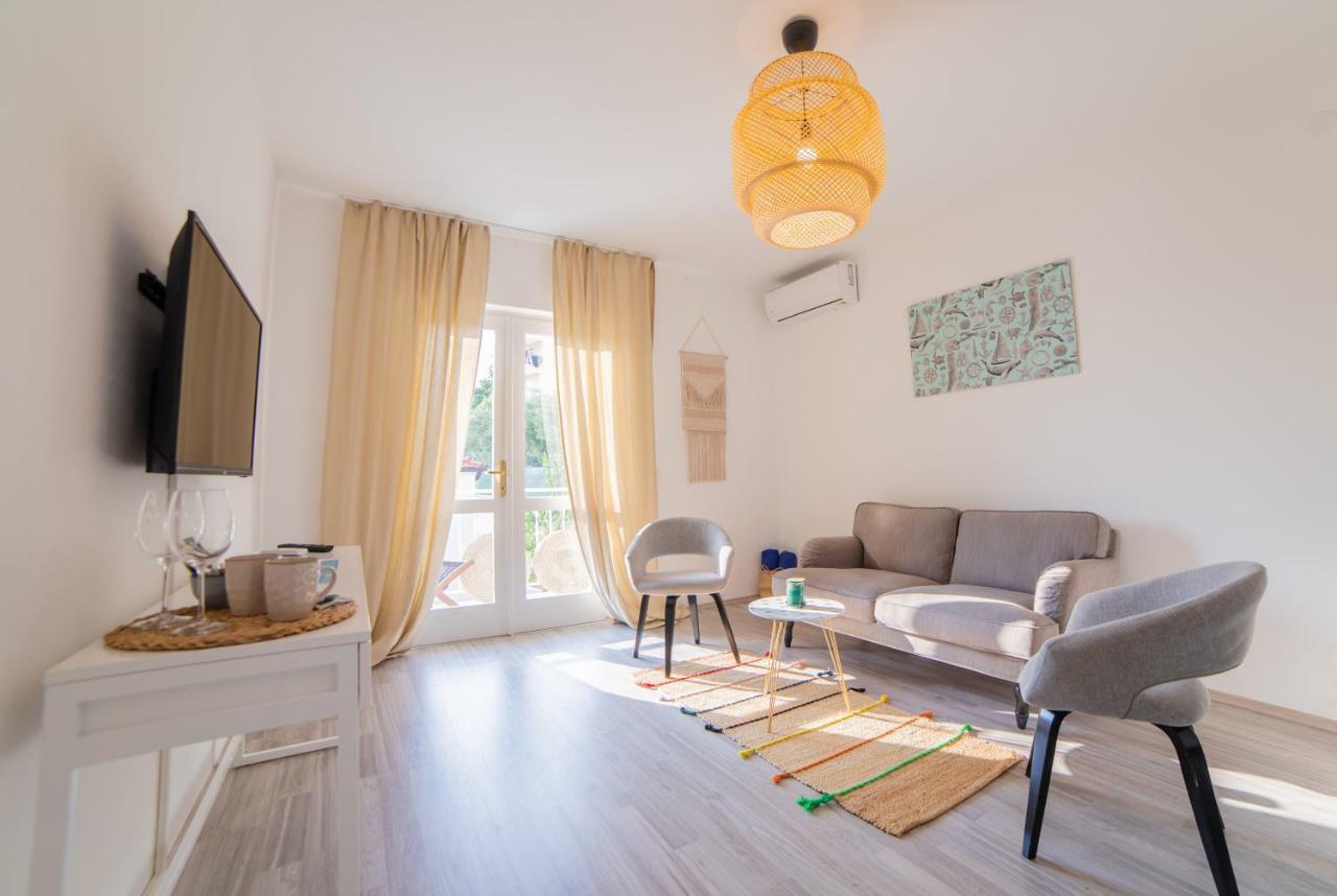 Villa Astra Brela Bagian luar foto