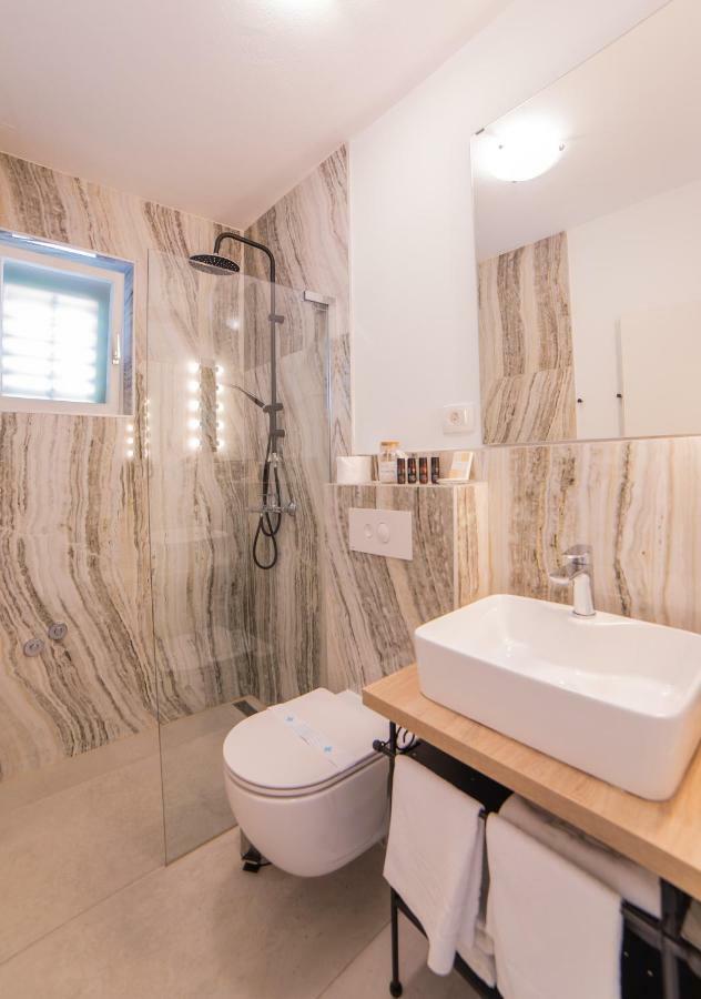 Villa Astra Brela Bagian luar foto